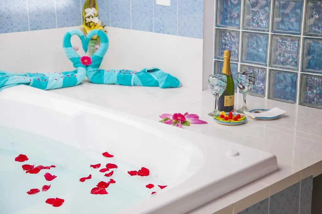 Mestizo Gallery Hotel